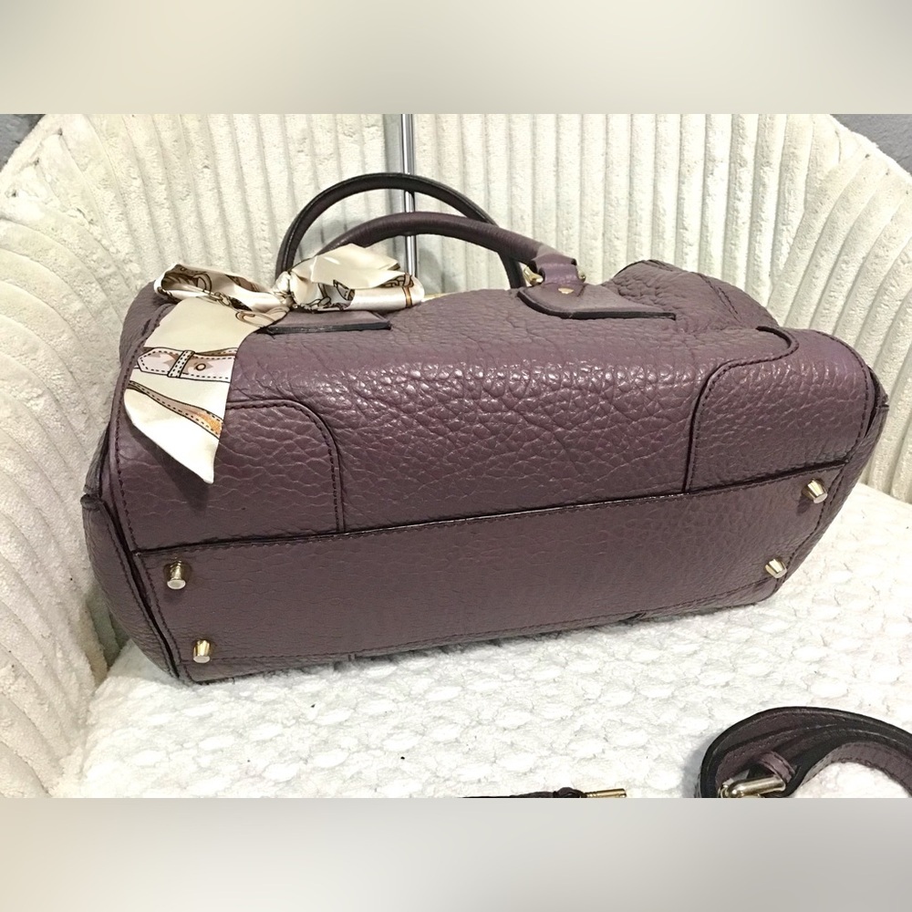 Burberry Bags - Picture 14 of 16